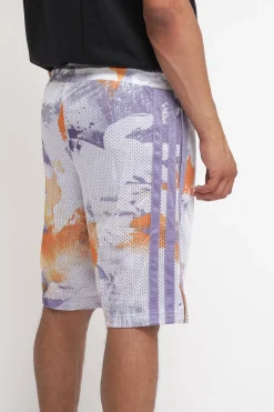 Q2 Aop Short - White/Maglil